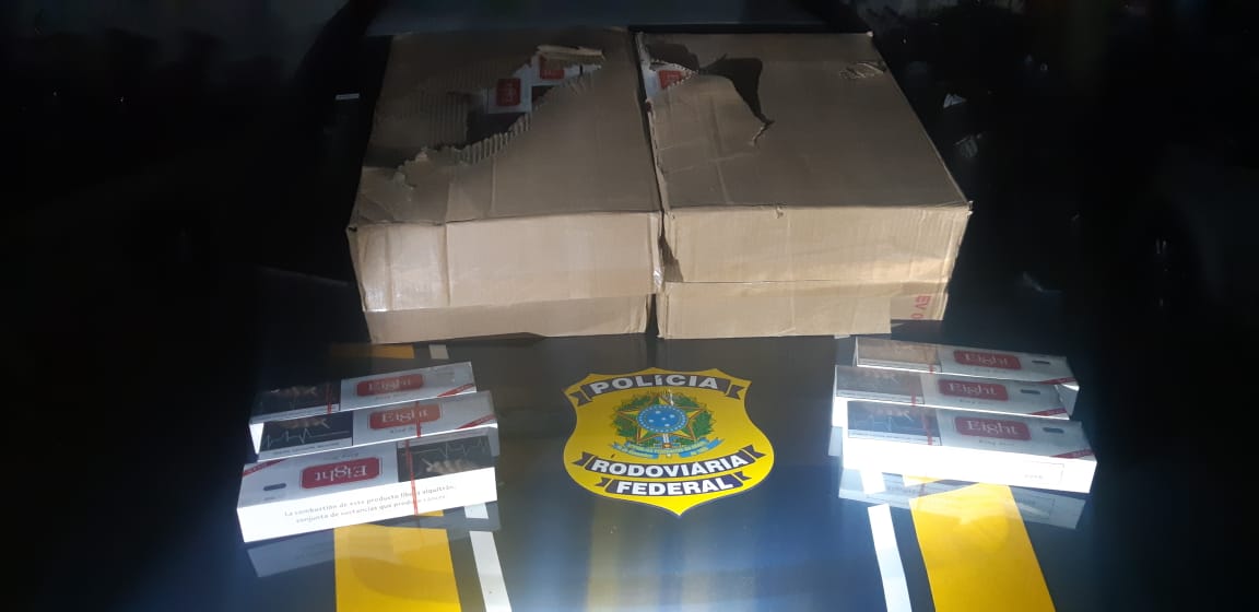 Homem é preso com mil carteiras de cigarro contrabandeadas na BR-316; vídeo