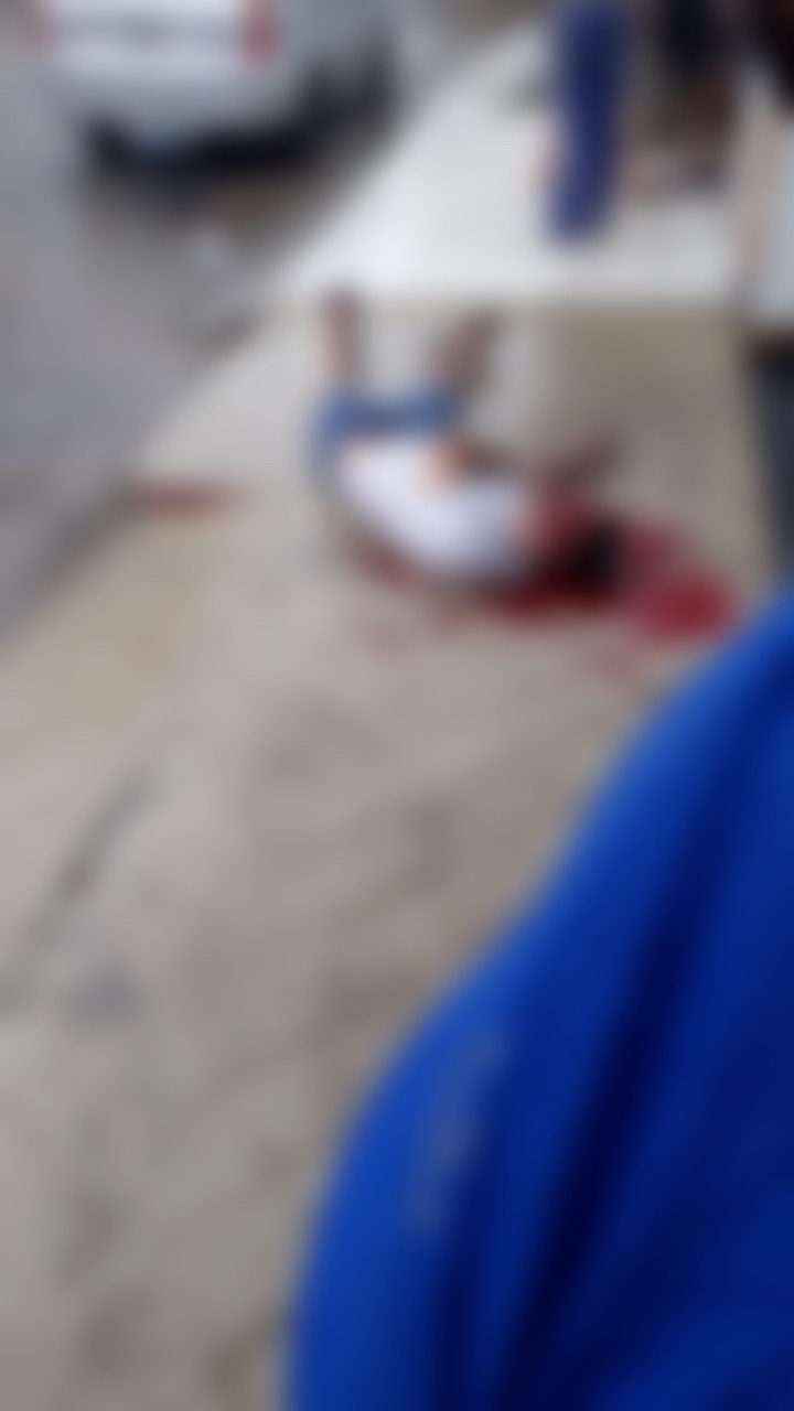 Homem é assassinado com tiros na cabeça enquanto caminhava no Alto do Cruzeiro