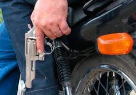 Quatro veículos são tomados em assaltos na noite desta sábado (24) no Agreste