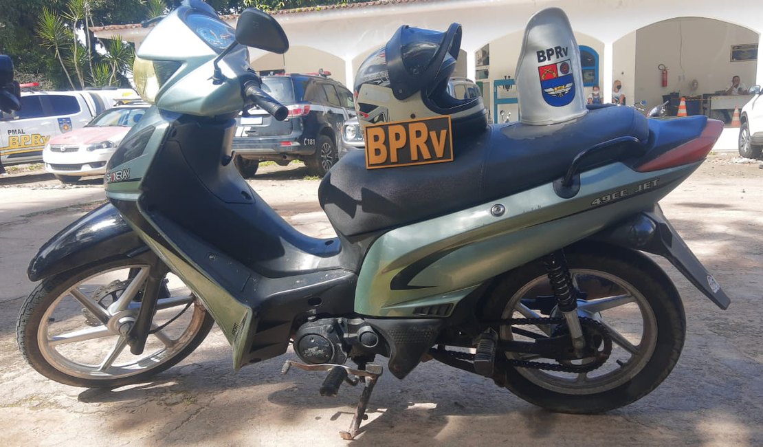 Homem é preso com motocicleta roubada na AL-110 em Arapiraca