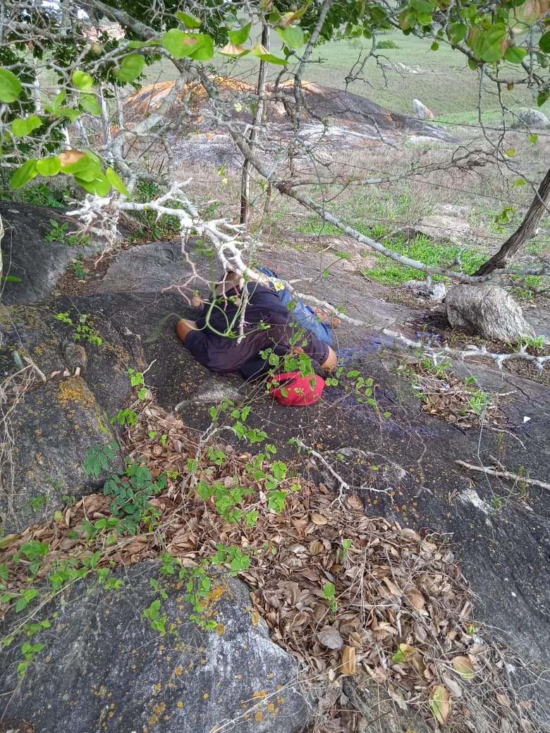 Corpo de jovem de 25 anos é encontrado em cercado na zona rural de Girau