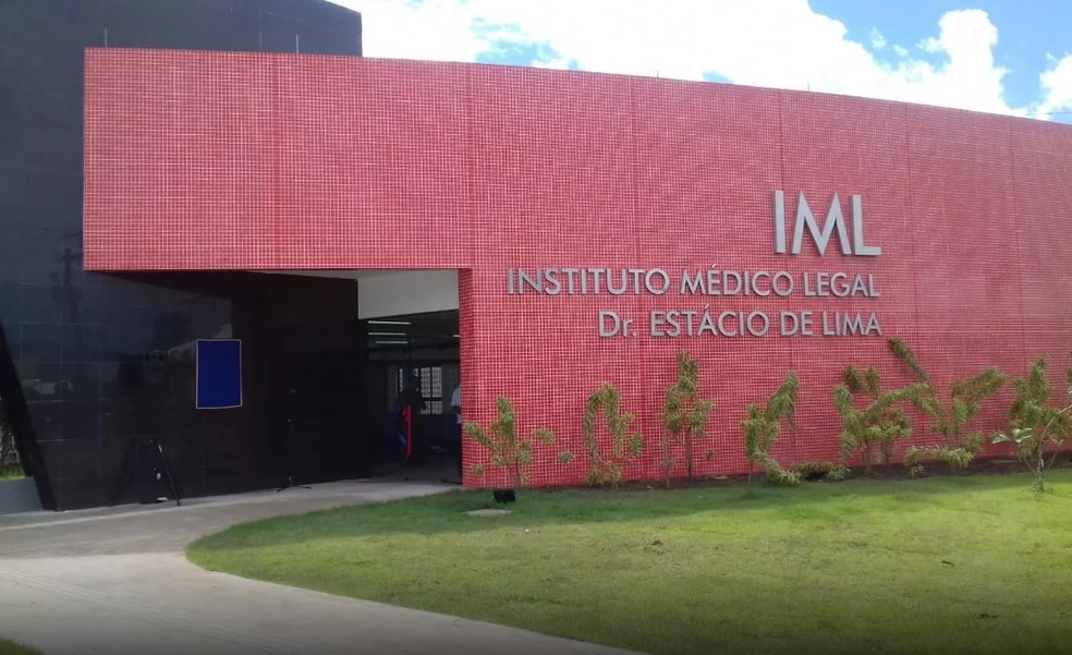 Mãe e filha são encontradas mortas dentro de casa no Jacintinho, em Maceió